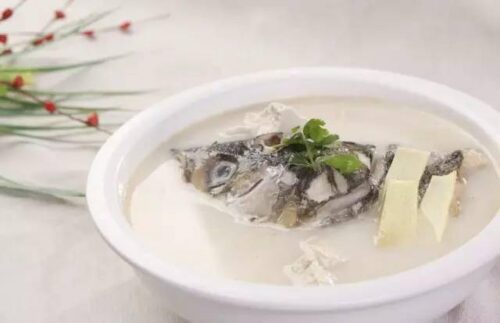 Đầu Cá Hầm Củ Cải